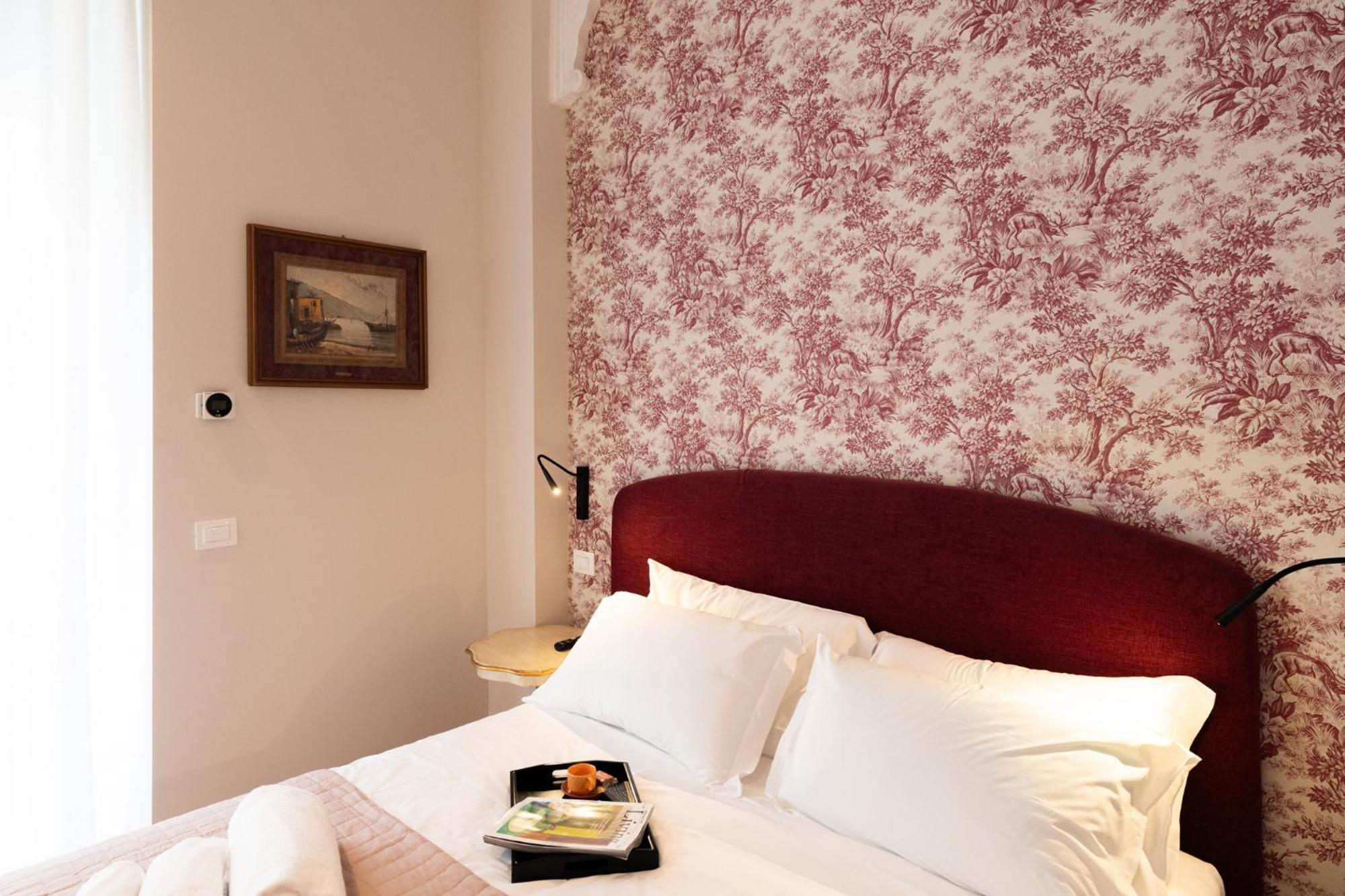 Palazzo Biasini By Postcardsfrom Hotel เวโรนา ภายนอก รูปภาพ